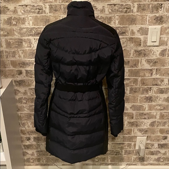 Orobo’s Long Women's Black Puffer Coat with Belted Waist. Size M. Navy/Black. - Picture 8 of 16